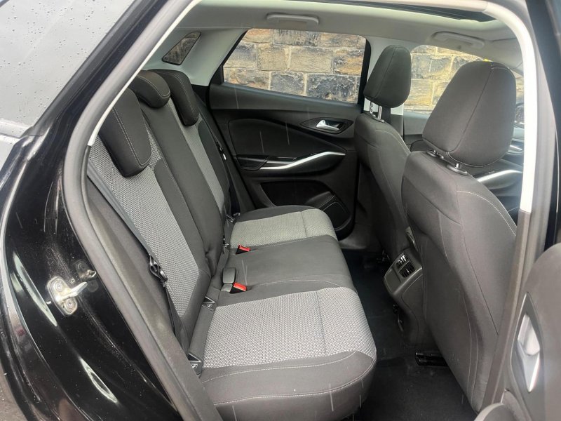 VAUXHALL GRANDLAND X