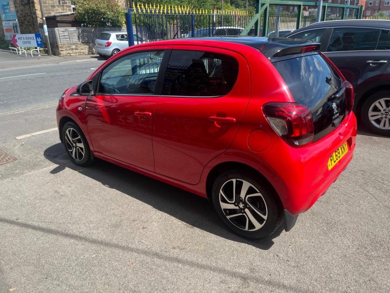 PEUGEOT 108