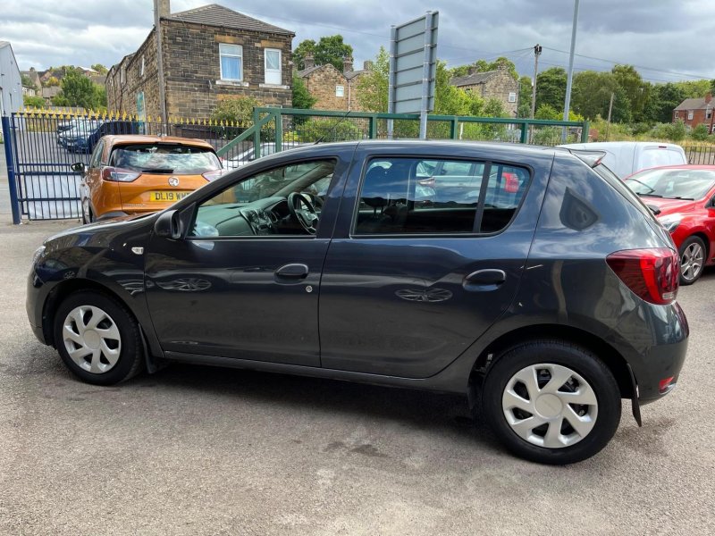 DACIA SANDERO